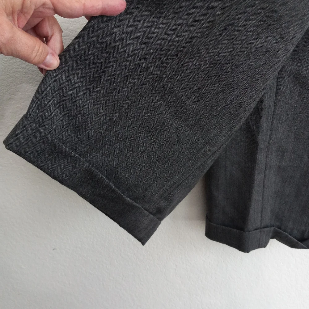 Jos. A Bank Men's Gray Fine Herringbone Subtle Stripes Pattern Suit